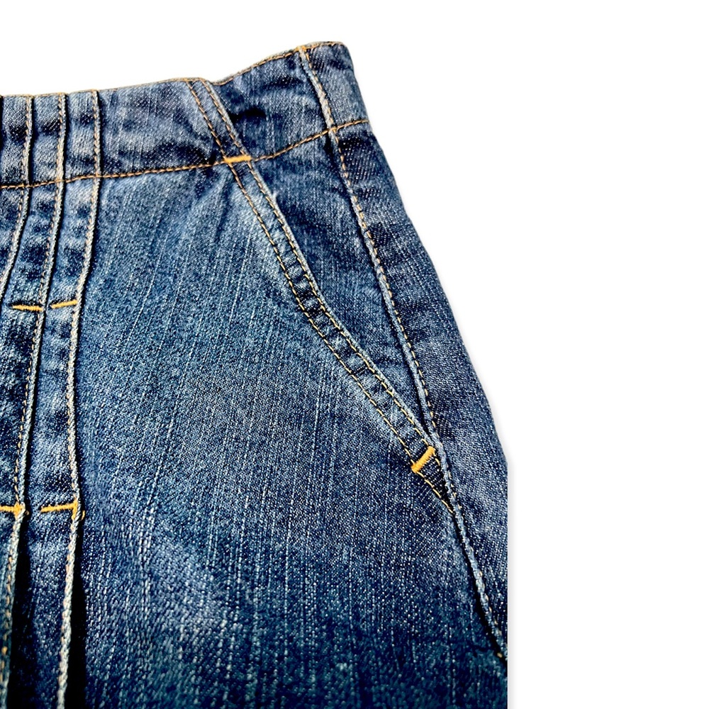 Burberry London Denim Skirt Size Large - Picture 5 of 17